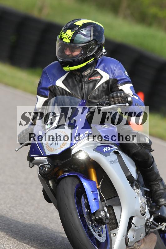 /Archiv-2025/10 23.04.2025 Cornu Master School ADR/gruen-vert/37